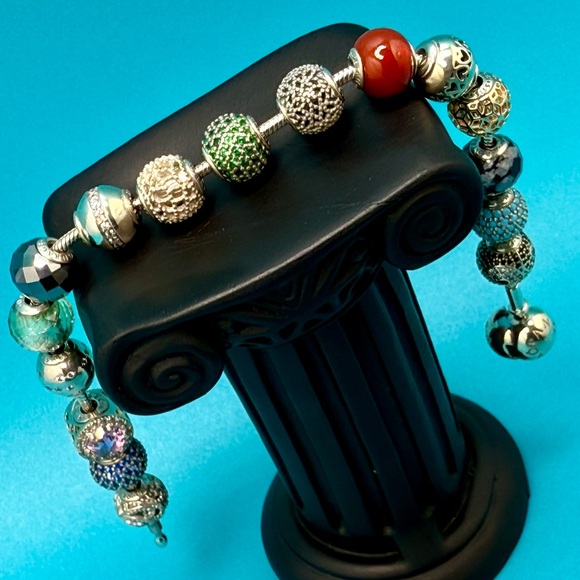 🌸Pandora  Silver Bracelet 🌸 - Picture 13 of 15